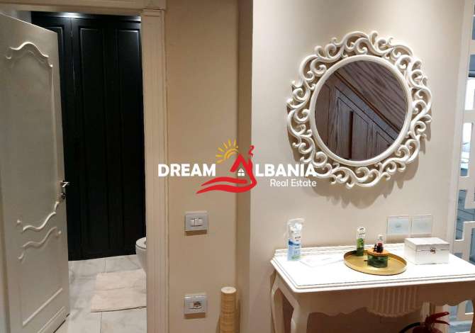 Shtepi ne shitje Duplex(shtepi me 2 kate) ne Tirane, 2+1, Mobilimi E mobiluar, Pagesa 560,000  Euro.