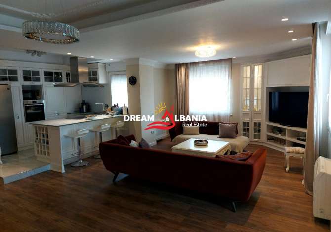 Shtepi ne shitje Duplex(shtepi me 2 kate) ne Tirane, 2+1, Mobilimi E mobiluar, Pagesa 560,000  Euro.