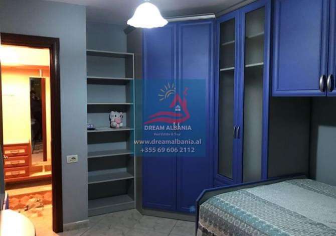 Shtepi me qera  ne Tirane, 2+1, Mobilimi E mobiluar, Pagesa 400  Euro.