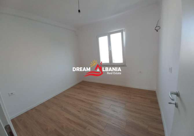 Shtepi ne shitje Apartament ne Tirane, 1+1, Mobilimi Bosh, pa mobiluar, Pagesa 79,000  Euro.