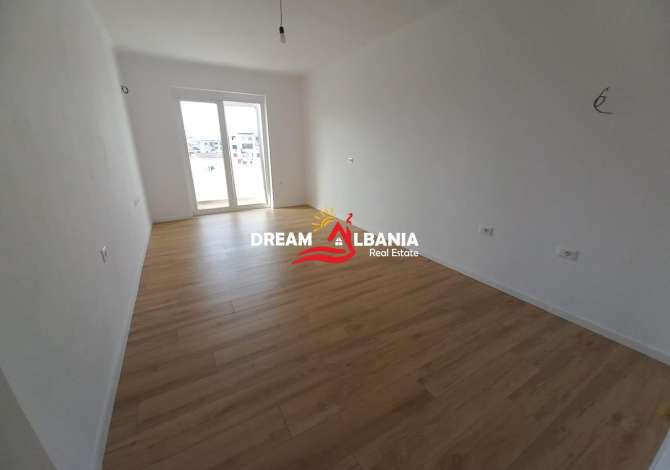 Shtepi ne shitje Apartament ne Tirane, 1+1, Mobilimi Bosh, pa mobiluar, Pagesa 79,000  Euro.