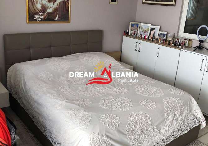 Shtepi ne shitje Apartament ne Tirane, 1+1, Mobilimi E mobiluar, Pagesa 97,000  Euro.