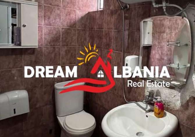 Shtepi ne shitje Apartament ne Tirane, 2+1, Mobilimi E mobiluar, Pagesa 93,000  Euro.