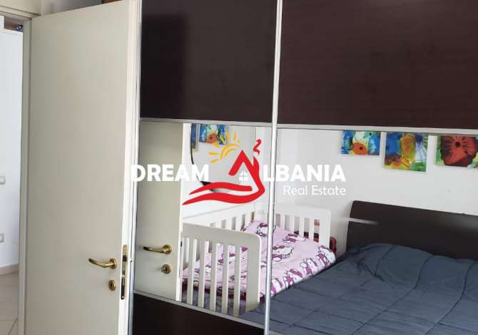 Shtepi ne shitje  ne Tirane, 2+1, Mobilimi E mobiluar, Pagesa 95,000  Euro.