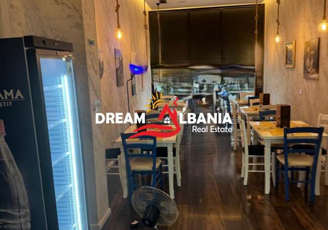 Ambient biznesi me qera 2+1 ne Tirane - 1,400 Euro