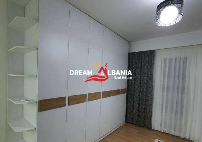 Shtepi ne shitje Apartament ne Tirane, 2+1, Mobilimi E mobiluar, Pagesa 145,000  Euro.
