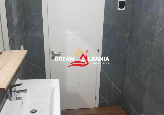 Shtepi ne shitje Apartament ne Tirane, 2+1, Mobilimi E mobiluar, Pagesa 145,000  Euro.