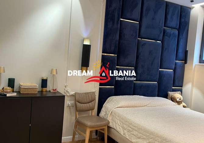 Shtepi me qera Apartament ne Tirane, 3+1, Mobilimi E mobiluar, Pagesa 950  Euro.