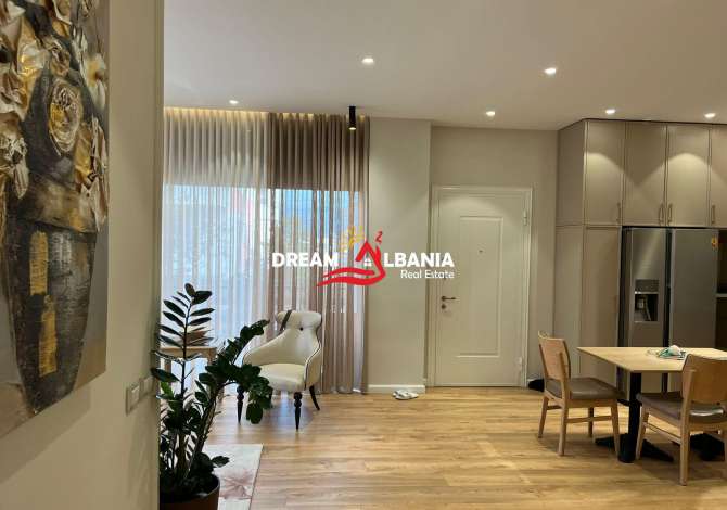 Shtepi me qera Apartament ne Tirane, 3+1, Mobilimi E mobiluar, Pagesa 950  Euro.
