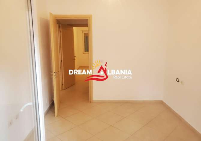 Shtepi ne shitje  ne Tirane, 2+1, Mobilimi Bosh, pa mobiluar, Pagesa 72,000  Euro.