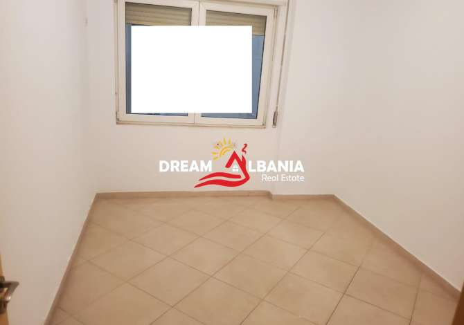 Shtepi ne shitje  ne Tirane, 2+1, Mobilimi Bosh, pa mobiluar, Pagesa 72,000  Euro.