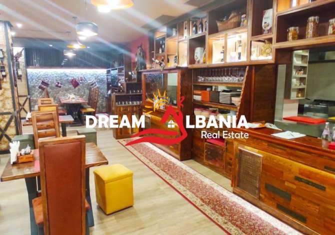 Ambient biznesi me qera 2+1 ne Tirane - 2,200 Euro