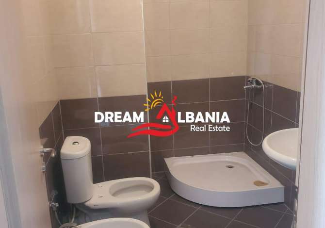 Shtepi ne shitje  ne Tirane, 2+1, Mobilimi Bosh, pa mobiluar, Pagesa 57,000  Euro.