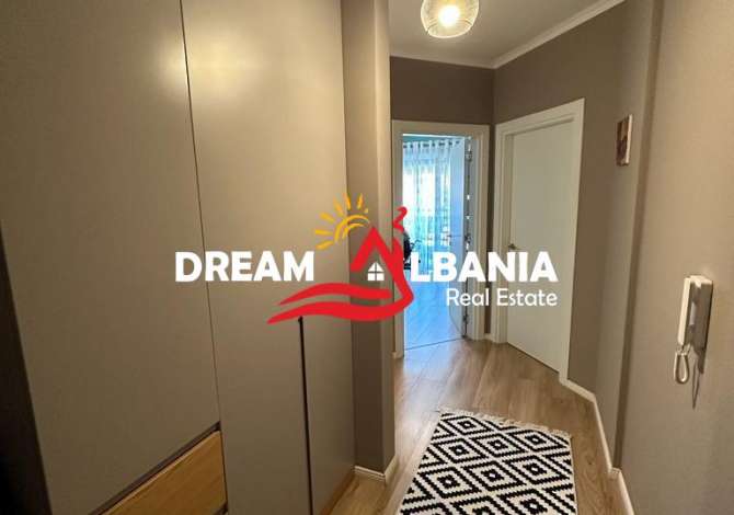 Shtepi ne shitje Apartament ne Tirane, 2+1, Mobilimi E mobiluar, Pagesa 165,000  Euro.