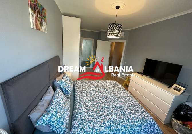 Shtepi ne shitje Apartament ne Tirane, 2+1, Mobilimi E mobiluar, Pagesa 165,000  Euro.