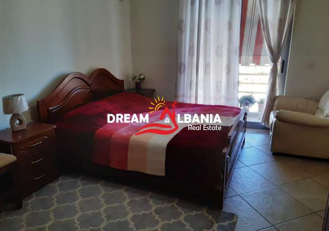 Shtepi me qera  ne Tirane, 2+1, Mobilimi E mobiluar, Pagesa 350  Euro.