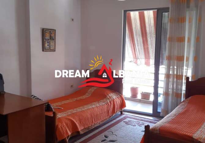 Shtepi me qera  ne Tirane, 2+1, Mobilimi E mobiluar, Pagesa 350  Euro.