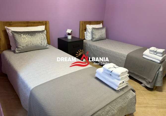 Shtepi ne shitje Papafingo(kati i catise) ne Tirane, 2+1, Mobilimi E mobiluar, Pagesa 132,000  Euro.