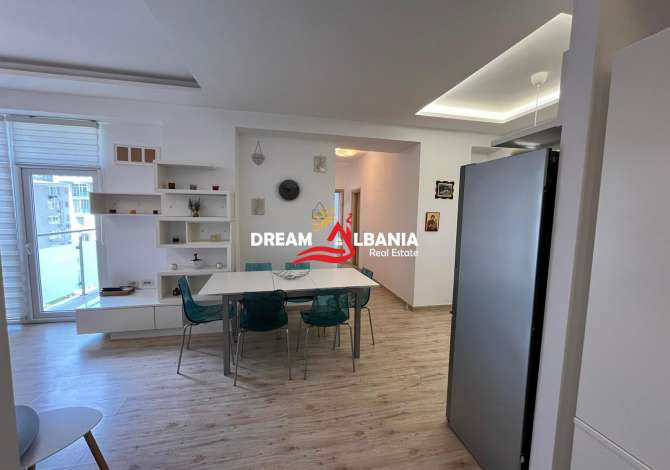 Shtepi ne shitje Apartament ne Tirane, 2+1, Mobilimi E mobiluar, Pagesa 269,000  Euro.