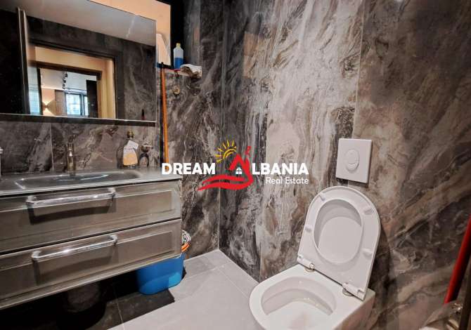Ambient biznesi me qera 3+1 ne Tirane - 1,000 Euro