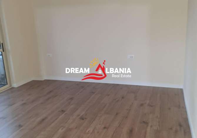 Ambient biznesi me qera 3+1 ne Tirane - 900 Euro