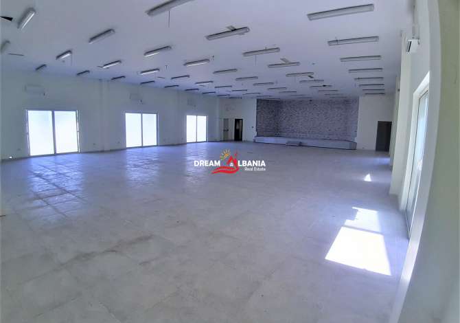 Ambient biznesi me qera 4+1 ne Tirane - 1,800 Euro