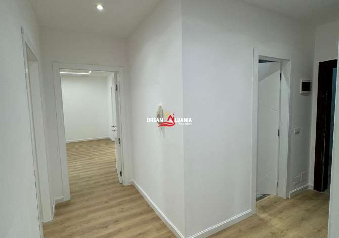 Shtepi ne shitje Apartament ne Tirane, 2+1, Mobilimi Bosh, pa mobiluar, Pagesa 169,000  Euro.