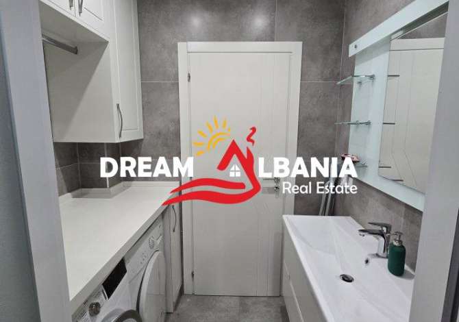 Shtepi ne shitje Apartament ne Tirane, 2+1, Mobilimi E mobiluar, Pagesa 250,000  Euro.