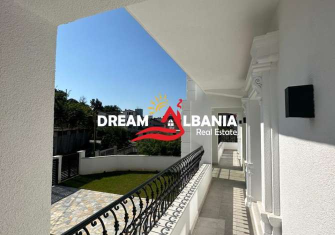 Shtepi me qera Vila Luksoze ne Tirane, 7+1, Mobilimi E mobiluar, Pagesa 3,000  Euro.