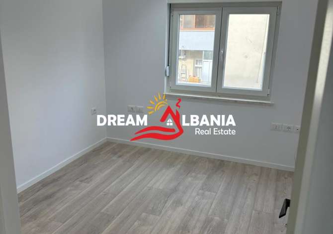 Ambient biznesi me qera 3+1 ne Tirane - 700 Euro