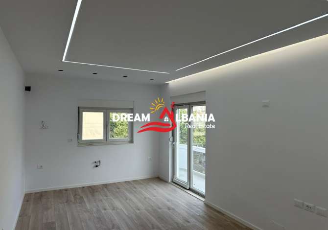 Ambient biznesi me qera 3+1 ne Tirane - 700 Euro