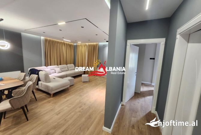 Shtepi me qera 2+1 ne Tirane - 1,000 Euro