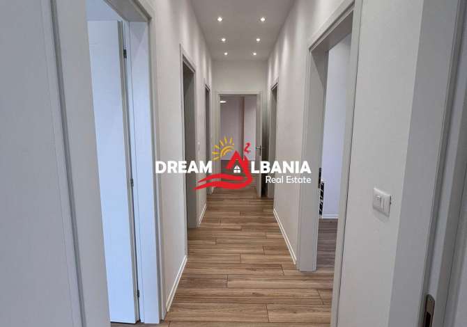 Ambient biznesi me qera 3+1 ne Tirane - 1,500 Euro