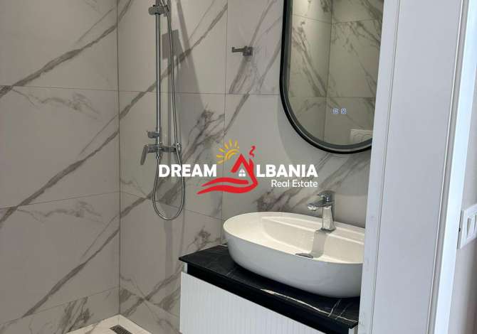 Ambient biznesi me qera 3+1 ne Tirane - 1,000 Euro