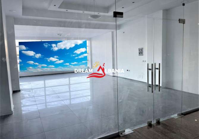Ambient biznesi me qera 3+1 ne Tirane - 500 Euro
