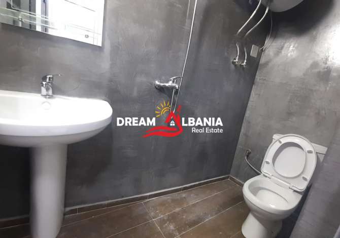 Ambjent per zyra me qera te Selvia, siper Gjimnazit Partizani (ID 42611094)