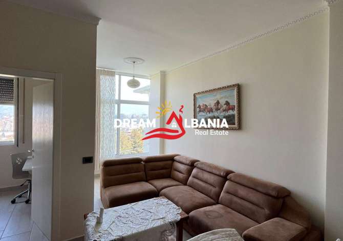 Shtepi me qera 2+1 ne Tirane - 700 Euro