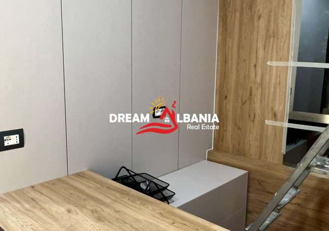 Ambient biznesi me qera 3+1 ne Tirane - 350 Euro