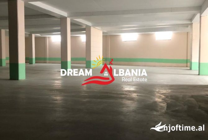 Ambient biznesi me qera 4+1 ne Tirane - 5,200 Euro