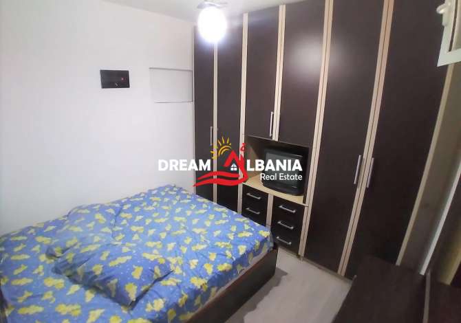 Shtepi ne shitje  ne Tirane, 2+1, Mobilimi E mobiluar, Pagesa 65,000  Euro.