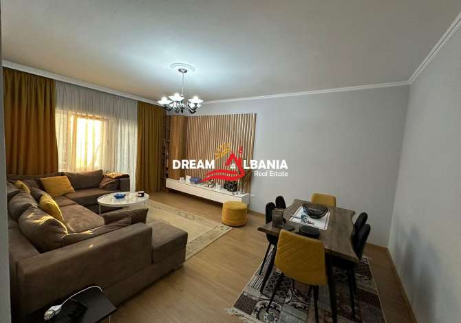 Shtepi me qera 2+1 ne Tirane - 700 Euro