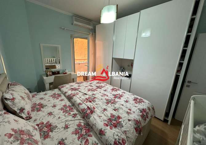 Shtepi me qera Apartament ne Tirane, 2+1, Mobilimi E mobiluar, Pagesa 700  Euro.