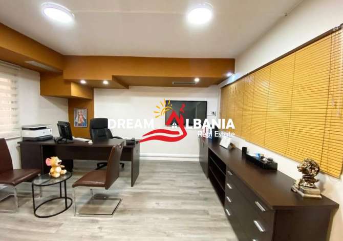 Ambient biznesi me qera 3+1 ne Tirane - 3,000 Euro
