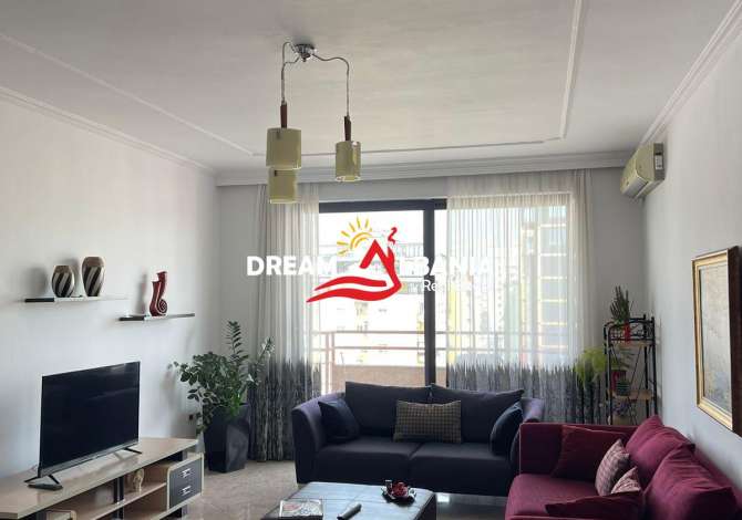 Shtepi me qera 2+1 ne Tirane - 800 Euro