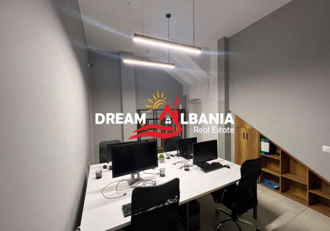 Ambient biznesi me qera 3+1 ne Tirane - 300 Euro