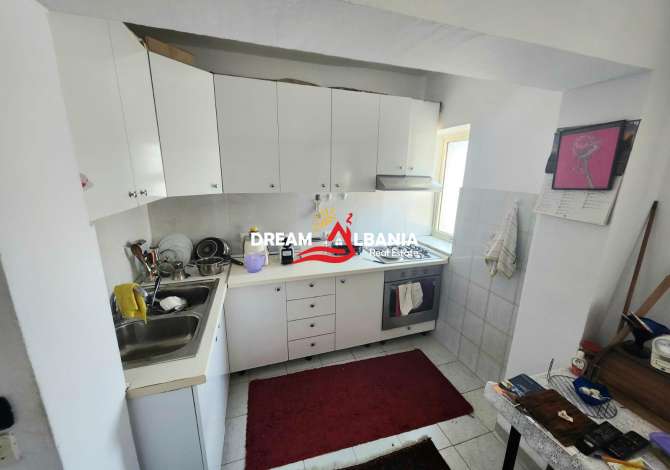 Shtepi ne shitje Apartament ne Tirane, 2+1, Mobilimi E mobiluar, Pagesa 140,000  Euro.