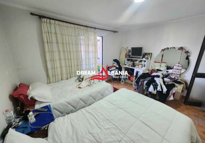 Shtepi ne shitje Apartament ne Tirane, 2+1, Mobilimi E mobiluar, Pagesa 140,000  Euro.