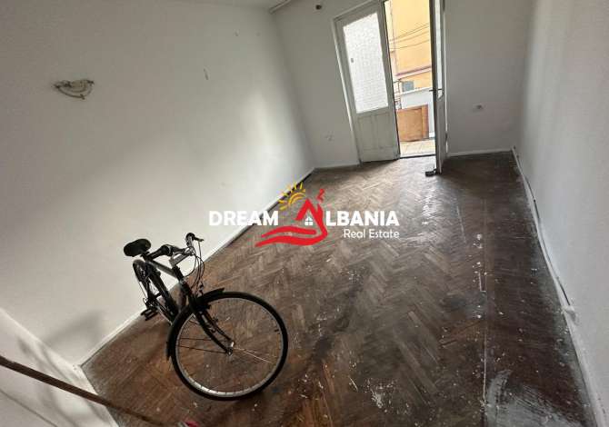 Shtepi ne shitje 2+1 ne Tirane - 120,000 Euro
