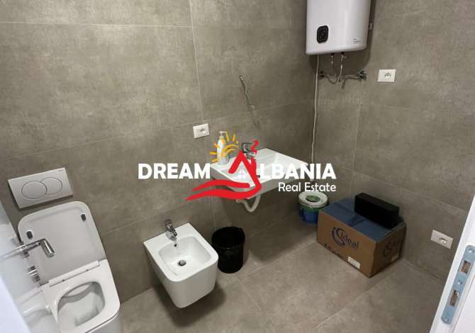 Apartament me qera 2+1 per zyra ne rrugen e Kosovareve, tek Lake View Residence, Tirane (ID 42611141