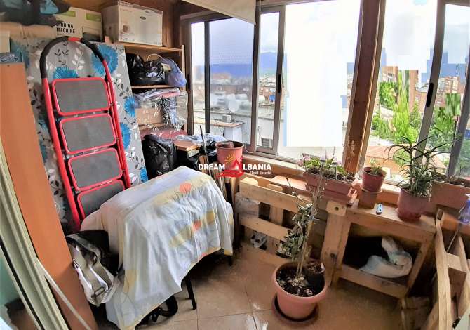 Shtepi ne shitje  ne Tirane, 1+1, Mobilimi E mobiluar, Pagesa 64,000  Euro.